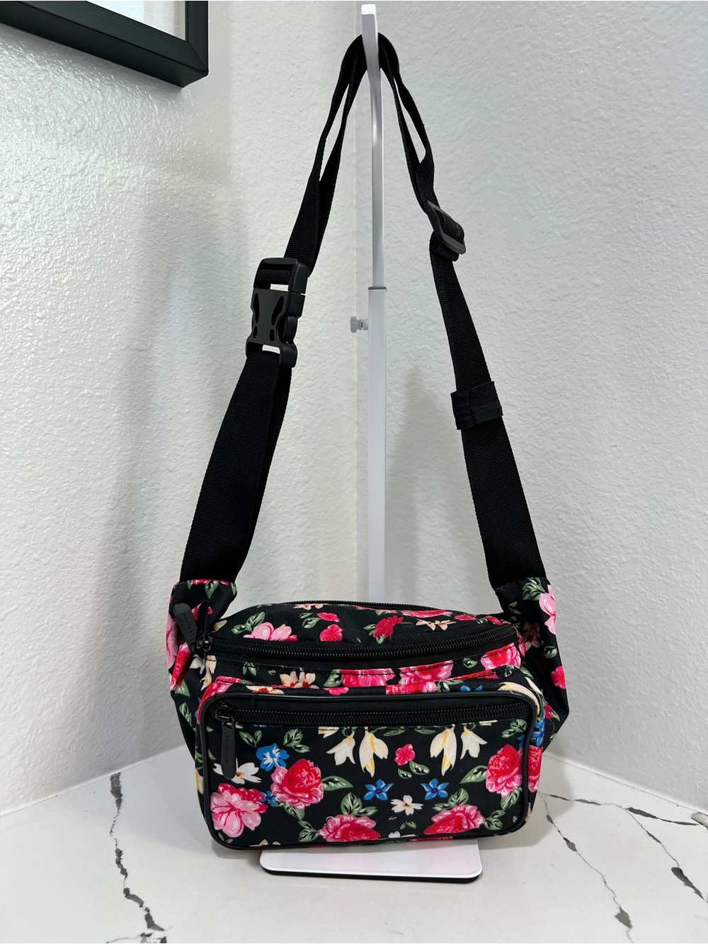 SoJourner Floral Belt Bag Fanny Pack Crossbody Festival Black Pink EUC